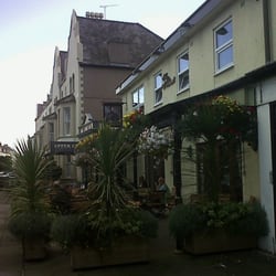 Albert Hotel