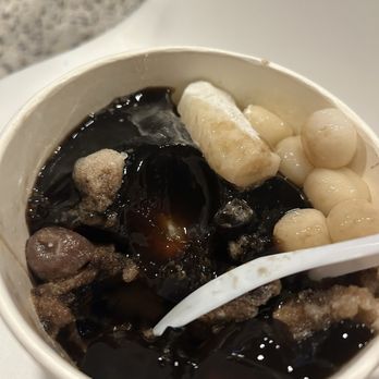 Meet Fresh - Desserts Near Me - Bayside, New York