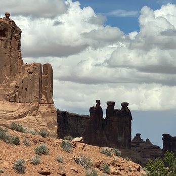 Arches National Park - 3 sisters 4-24-22 - Parks Near Me Arches National Park - 3 sisters 4-24-22 - Parks Near Me