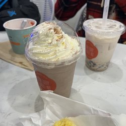 Choco Abuelita, Horchata Plus, and an ELO Mediano