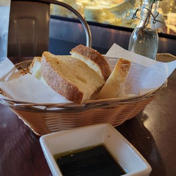 Angelos Brick Oven Pizzeria - Starters: warm Italian bread and balsamic- olive oil dip. Complimentary. - Pizza Near Me - Wildomar, California Angelos Brick Oven Pizzeria - Starters: warm Italian bread and balsamic- olive oil dip. Complimentary. - Pizza Near Me - Wildomar, California
