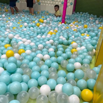 Candeeland - Ball Pit - Indoor Playcenter Near Me - Downey, California Candeeland - Ball Pit - Indoor Playcenter Near Me - Downey, California