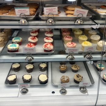 SusieCakes - Laurel Village - Bakeries Near Me - San Francisco, California SusieCakes - Laurel Village - Bakeries Near Me - San Francisco, California