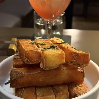 Dewz Restaurant - Hand-cut fries - New American Near Me - Modesto, California