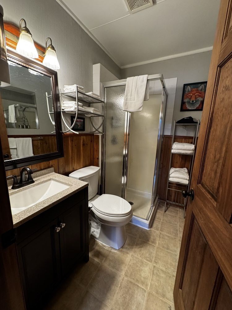 Jewel Lake Bed & Breakfast