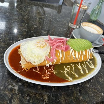 Tata's Cafe - Burrito con Chorizo - Breakfast & Brunch Near Me - Hawthorne, California Tata's Cafe - Burrito con Chorizo - Breakfast & Brunch Near Me - Hawthorne, California