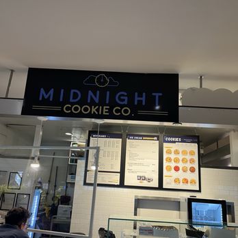 Midnight Cookie - Desserts Near Me - Seattle, Washington