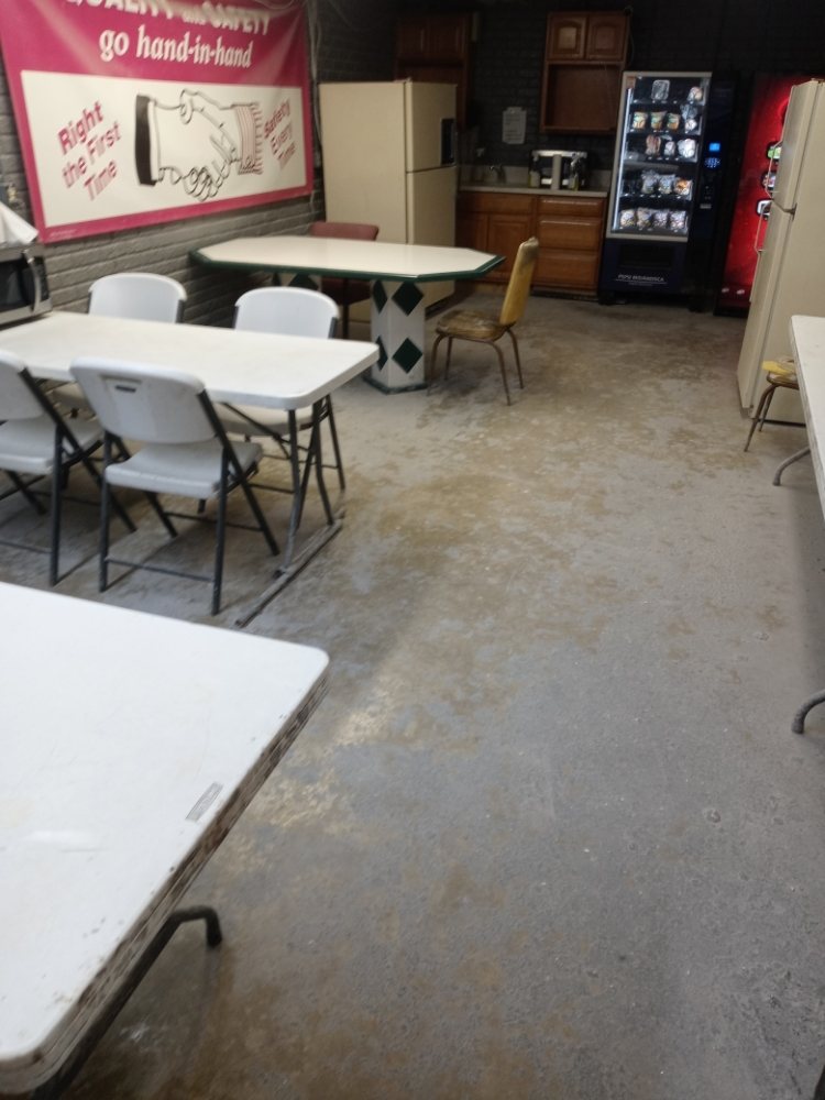 FAIRBANKS PROFESSIONAL CLEANING Sullivan, Illinois Office Cleaning