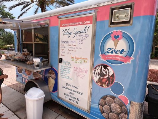 Zoet Sweet Boutique by null