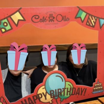 Cafe De Olla Bakery - Our party celebrated with every single party, and so when it was our parties, recognition of birthdays, everybody celebrated with us! - Patisserie/Cake Shop Near Me - Duarte, California