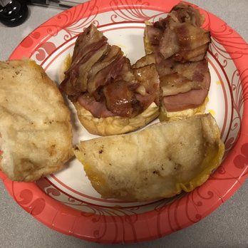 Bagel Lovers of Patchogue - Nasty undercooked fatty bacon. This sandwich was inedible! - Bagels Near Me - Patchogue, New York