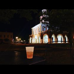 Charley's Pub - On the patio