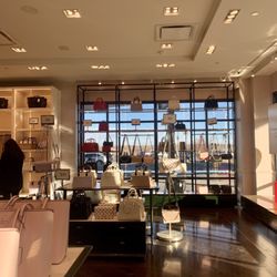 kate spade new york outlet