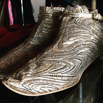Far Outfit - These shoes speak Elvish! - Used, Vintage & Consignment Near Me - Long Beach, California