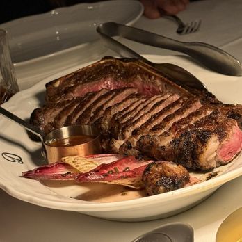 Daniel’s - Steakhouses Near Me - Coral Gables, Florida