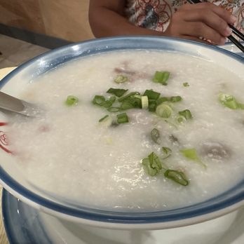 YH Dim Sum - Pork and preserved eggs congee.  Large portion to be shared.  Tasty. - Cantonese Near Me - Jacksonville, Florida