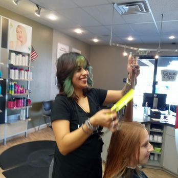 Great Clips - Fabiola a great stylist in palm springs salon,and great stylist. - Hair Salons Near Me - Palm Springs, California Great Clips - Fabiola a great stylist in palm springs salon,and great stylist. - Hair Salons Near Me - Palm Springs, California