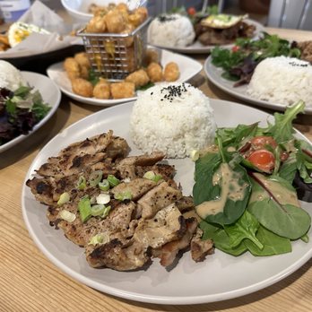Hide Out Cafe - Grilled Chicken w/Rice - Cafes Near Me - Rowland Heights, California
