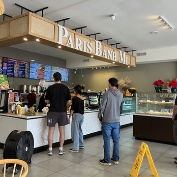 Paris Banh Mi Cafe Bakery - Inside the cafe - Bakeries Near Me - Orlando, Florida Paris Banh Mi Cafe Bakery - Inside the cafe - Bakeries Near Me - Orlando, Florida