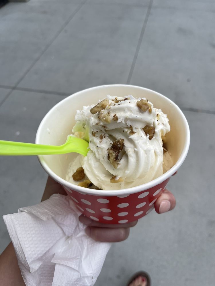 RED CUP YOGURT 91 Photos & 137 Reviews 301 Mission Ave, Oceanside