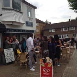 Mano's Grill 2 - Patio