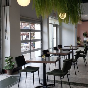 Rise - Inside seating - Cafes Near Me - Springfield, Missouri Rise - Inside seating - Cafes Near Me - Springfield, Missouri