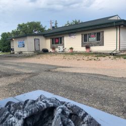 Split Rock Bugers and Brews - Outside