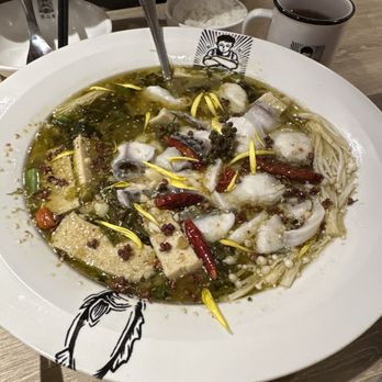 B2J Tasty Pot - Fish - Comfort Food Near Me - Bayside, New York