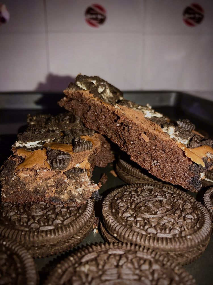 Brownies N Bags Logo