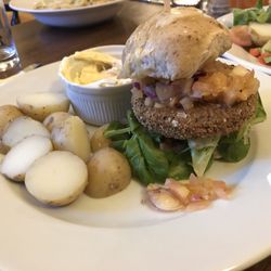 Brook Inn - Gluten free veggie burger - yum!