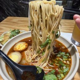 Braised Beef Noodles 红烧牛肉面
