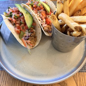 Catch 31 Fishhouse and Bar - Fish Tacos - Bars Near Me - Virginia Beach, Virginia Catch 31 Fishhouse and Bar - Fish Tacos - Bars Near Me - Virginia Beach, Virginia