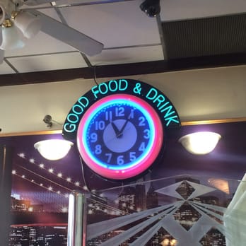 Gracie's on 2nd Diner - From my seat clock is all that makes it look like a diner! I like clocks! - Diners Near Me - New York, New York Gracie's on 2nd Diner - From my seat clock is all that makes it look like a diner! I like clocks! - Diners Near Me - New York, New York