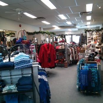 Peppertree Klassics - Inside the store - Accessories Near Me - Markham, Ontario