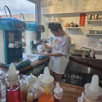 Lahaina Shave Ice - Ventura - Desserts Near Me - Honolulu, Hawaii Lahaina Shave Ice - Ventura - Desserts Near Me - Honolulu, Hawaii