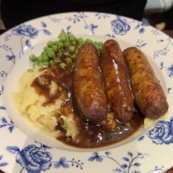 The Moon And Spoon - Bangers and mash