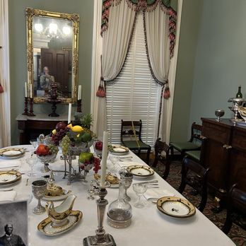 Ghosts & Gravestones - Low house tour - Historical Tours Near Me - Savannah, Georgia Ghosts & Gravestones - Low house tour - Historical Tours Near Me - Savannah, Georgia