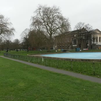 Clapham Common - Train Stations Near Me - London, XGL