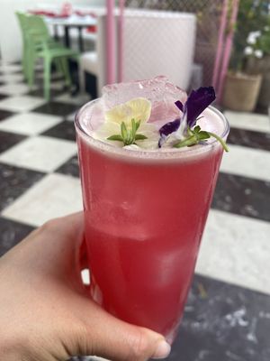 Netflix Bites by null