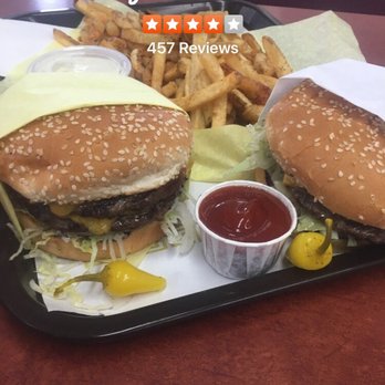 Daglas Drive In - Double Cheesburger and a Cheeseburger with there classic French Fries! - Burgers Near Me - Winnetka, California Daglas Drive In - Double Cheesburger and a Cheeseburger with there classic French Fries! - Burgers Near Me - Winnetka, California