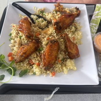 Paris Banh Mi - Hot wing fried rice - Bubble Tea Near Me - Monroe, Louisiana Paris Banh Mi - Hot wing fried rice - Bubble Tea Near Me - Monroe, Louisiana