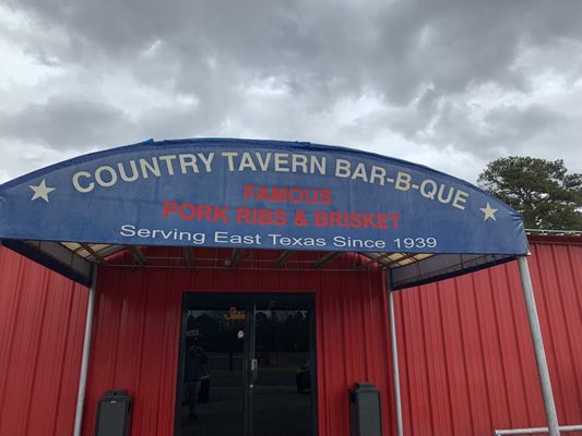 Country Tavern by null