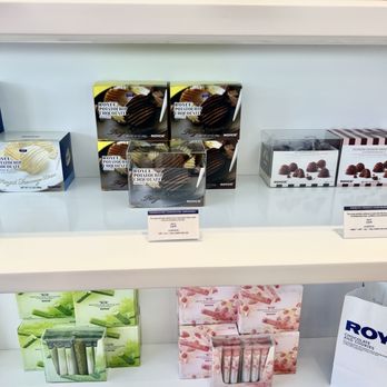 ROYCE Chocolate - Potato chip chocolate - Candy Stores Near Me - Houston, Texas