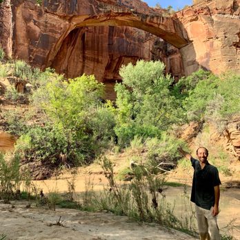 Escalante Natural Bridge - This is Escalante Natural Bridge. - Hiking Near Me - Escalante, Utah Escalante Natural Bridge - This is Escalante Natural Bridge. - Hiking Near Me - Escalante, Utah