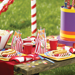 Jilly Bean Kids - everyone loves the circus and carnival.  visit jillybeankids.com for all of your fun party need.