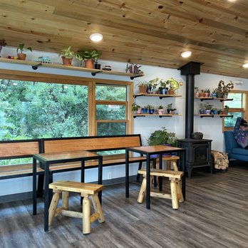 Moon Frog Coffee - Seating - Coffee & Tea Near Me - Winter Park, Colorado