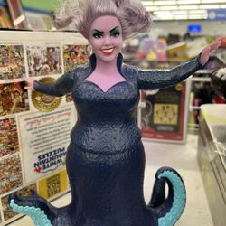 Goodwill Retail Store & Donation Center - Honore - Ursula