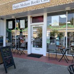 Happy Medium Books Café - Entryway on Post St.