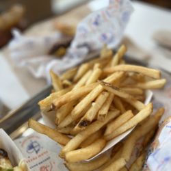 Super Duper Burgers - Regular fries