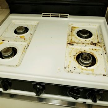 Snap Cleaning Service - stove before cleaning - Home Cleaning Near Me